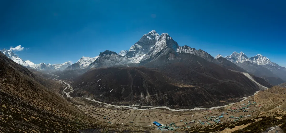 Dingboche village below Ama Dablam, an acclimatisation stop on Everest climbing tours, Nepal